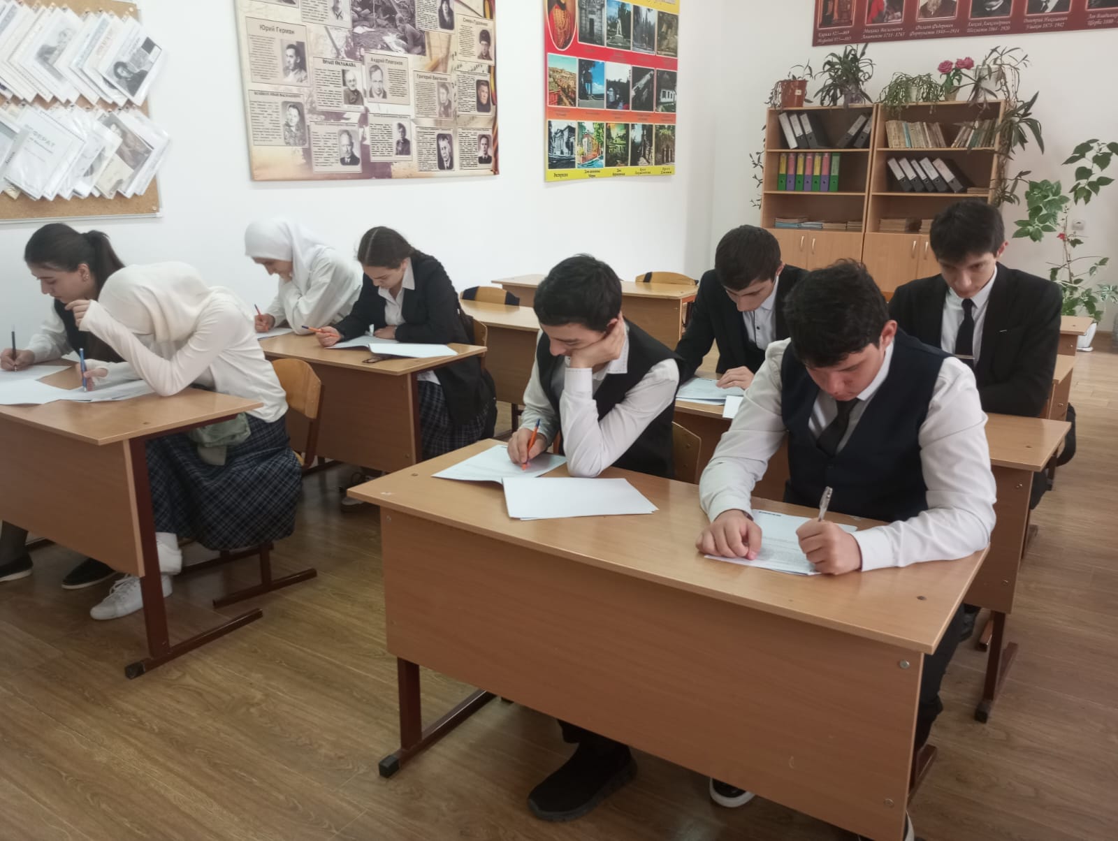 ВПР по русскому языку в 10 кл. 6.05.25г..